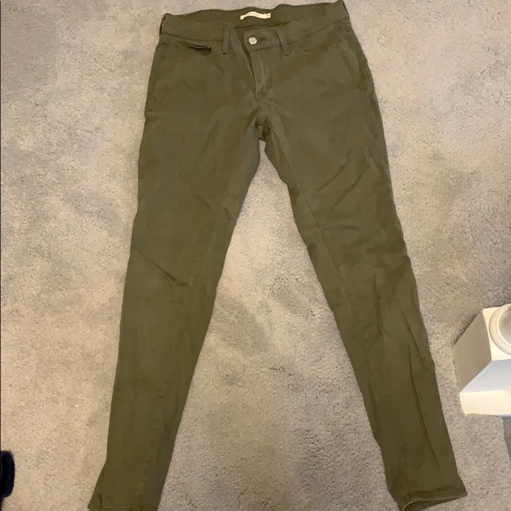 Levi's olive skinny jeans